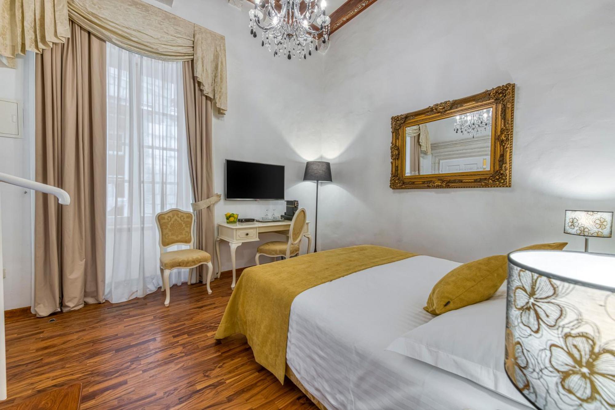 Palmotta Palace Ragusa Esterno foto
