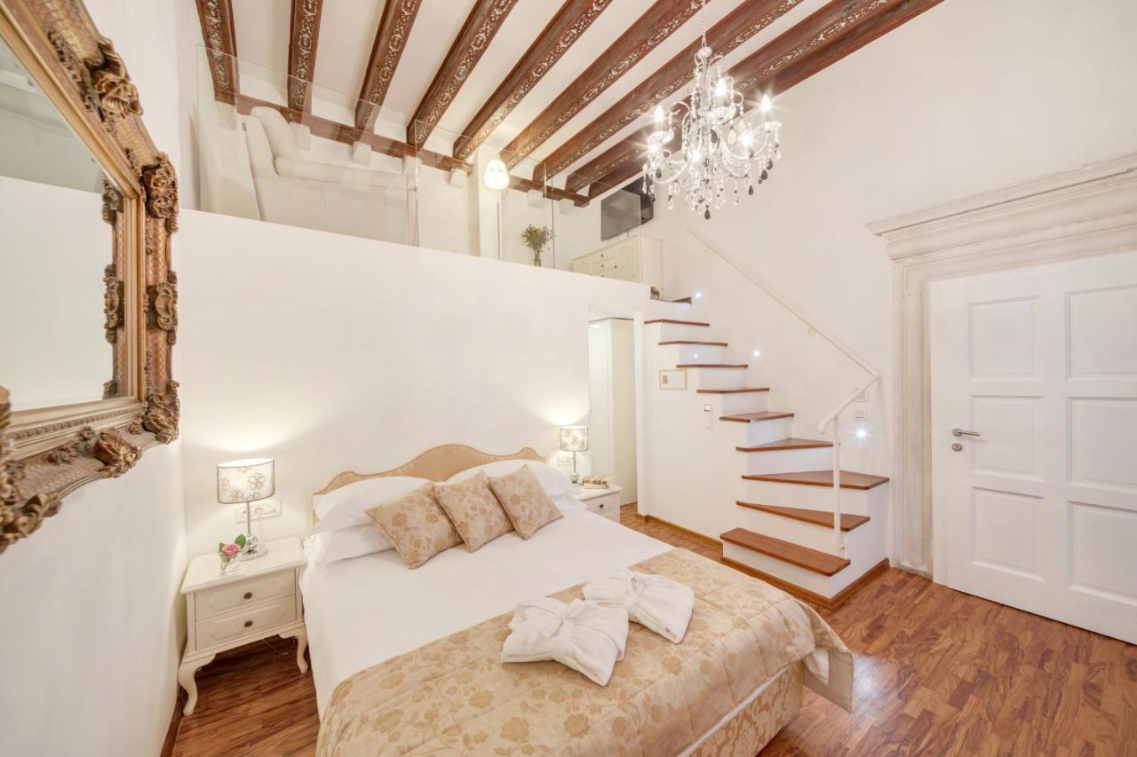 Palmotta Palace Ragusa Esterno foto